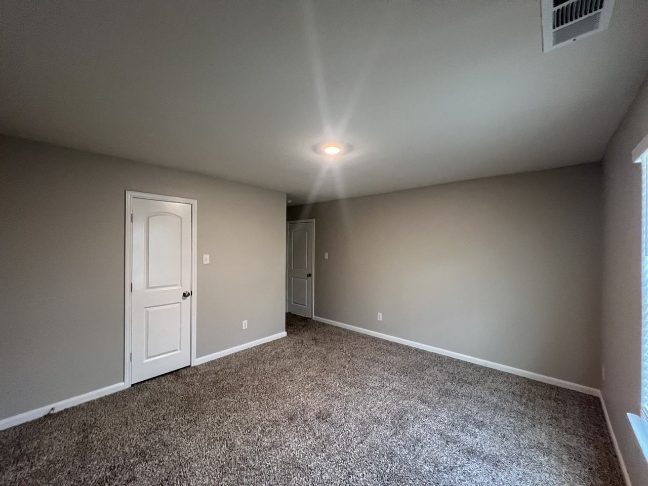 268 Honeysuckle Ln - Photo 6 of 12