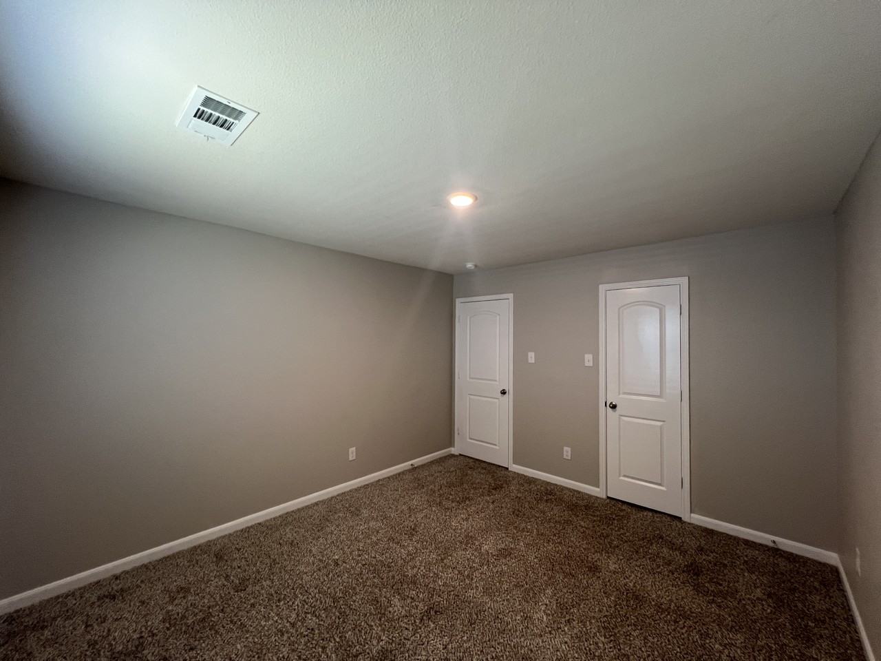 268 Honeysuckle Ln - Photo 7 of 12