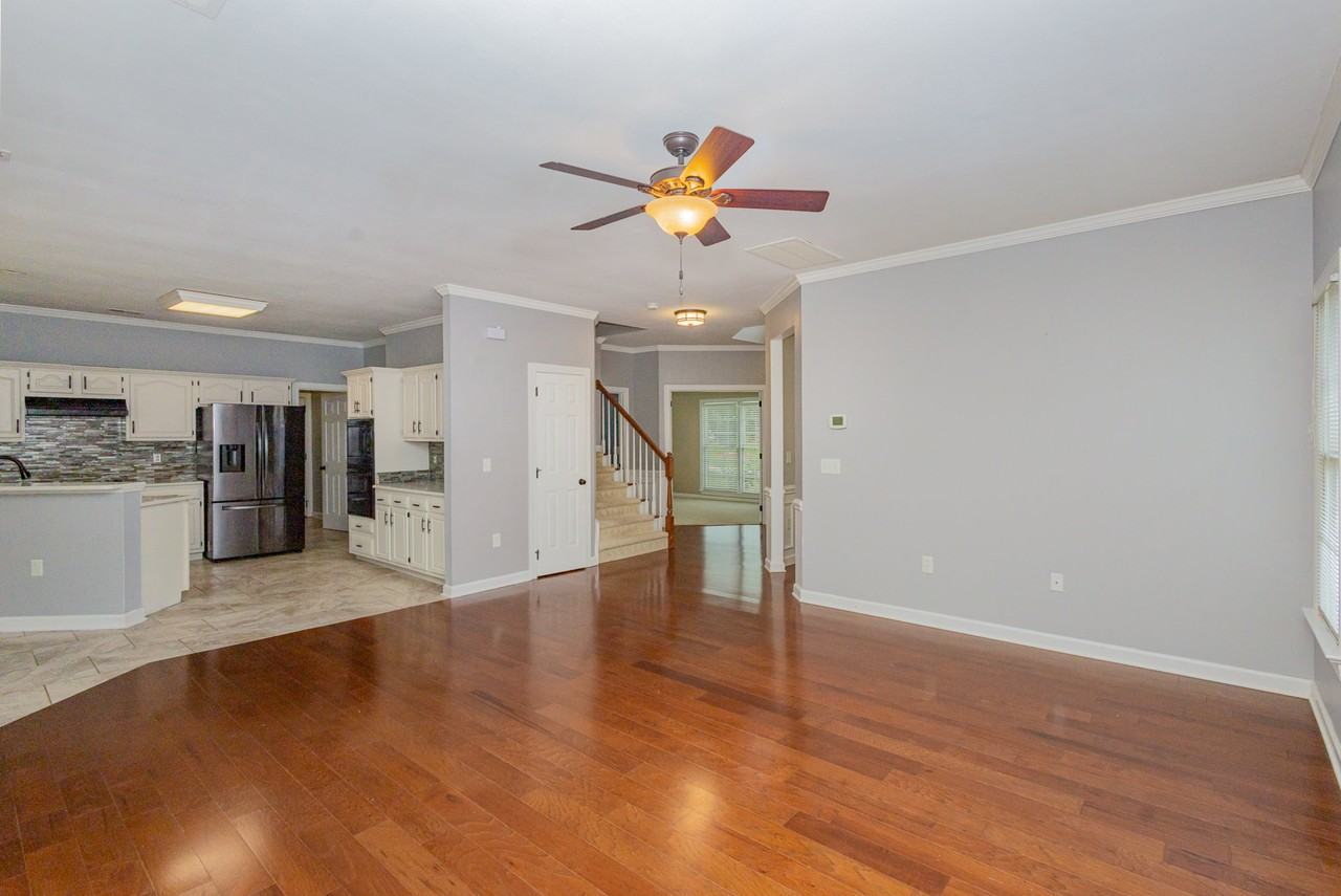 12406 Cedar Post Ln - Photo 3 of 24