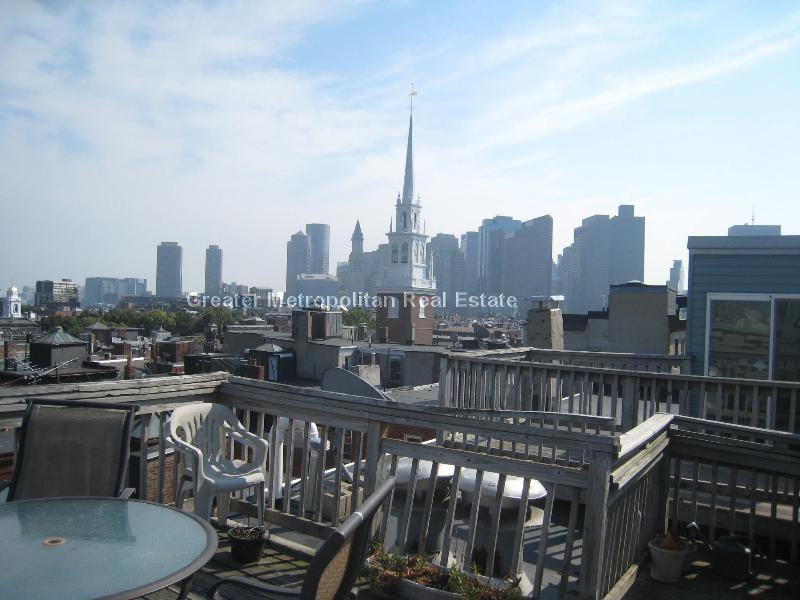 57 Charter St #4D - Photo 6 of 12
