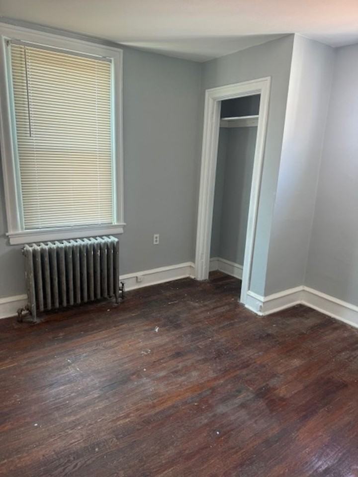 102 Roselyn Street - Photo 5 of 14