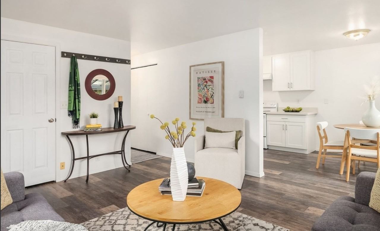 260 Rainier Blvd N - Photo 6 of 14