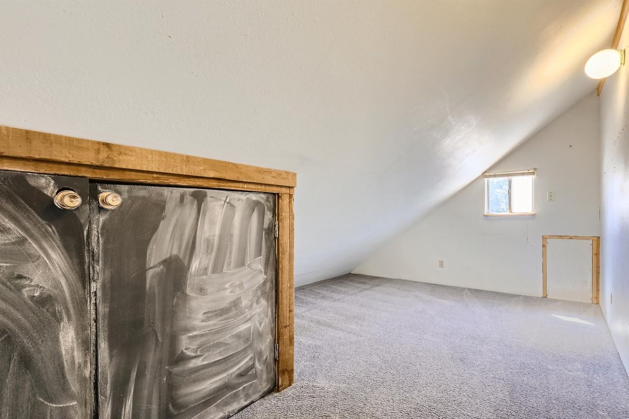 158 Windsong Trl - Photo 2 of 27