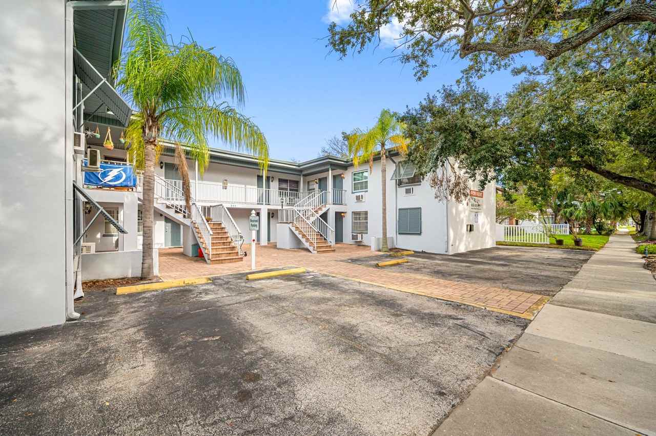 Fully Renovated 1 & 2BR Units in Prime Davis Islands Location – 211 Danube - Photo 3 of 3