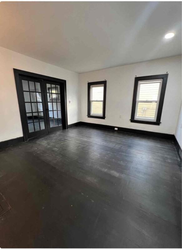 28 Alexander St - Photo 2 of 14