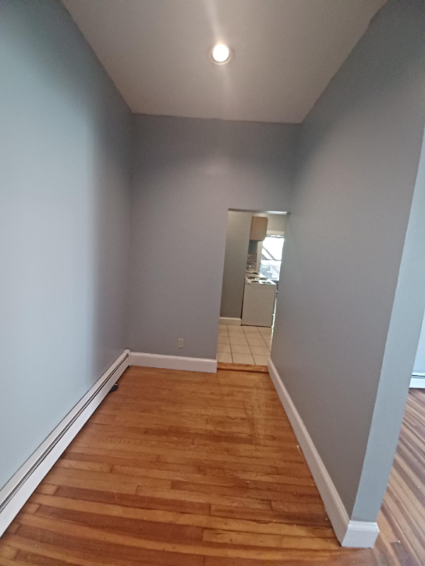 22 Townley St #1 - Photo 3 of 15