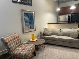 832 Touro St #B - Photo 1 of 1