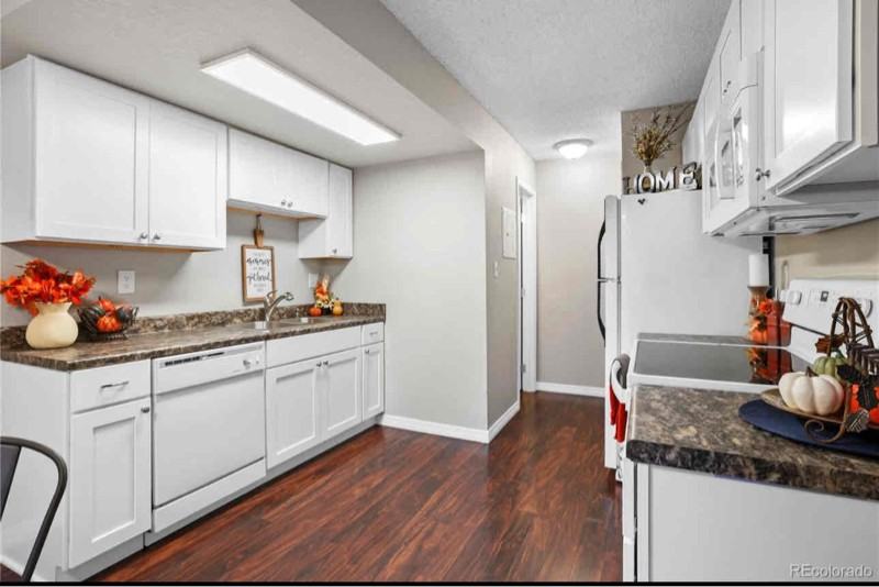 4362 Hawks Lookout Ln - Photo 7 of 25