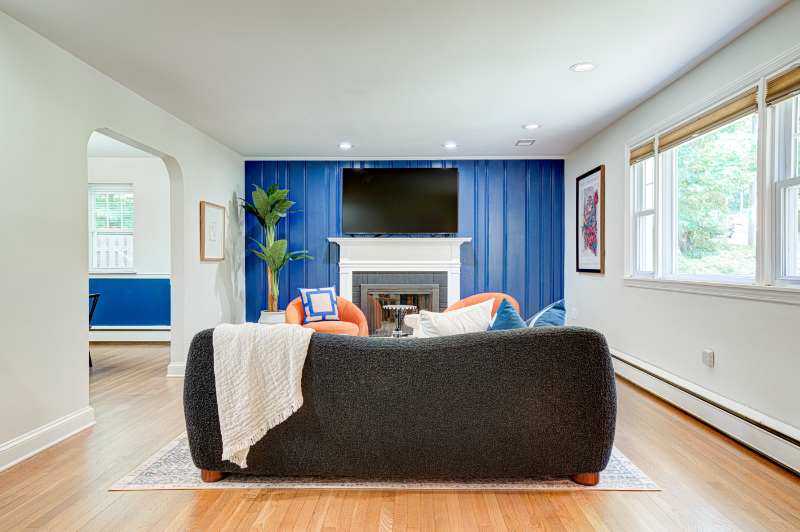 7 Carol Ln - Photo 2 of 20