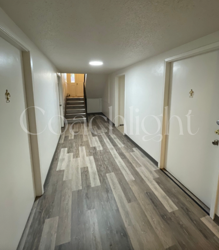 Coachlight Apartments - Photo 2 of 21