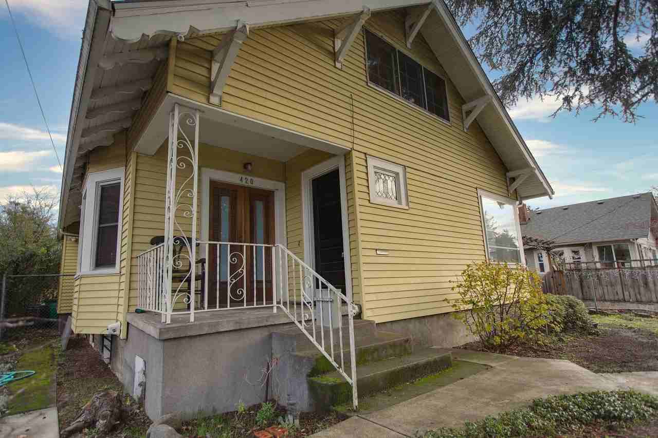 420 Ne 66th Ave - Photo 3 of 24