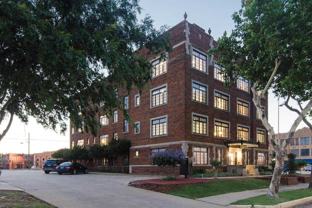1315 N Broadway Place - Photo 1 of 1