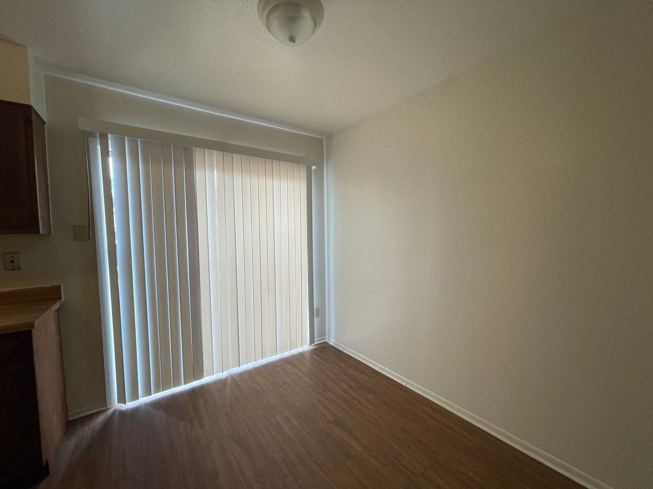 8840 Glen Meadow Ln - Photo 4 of 6