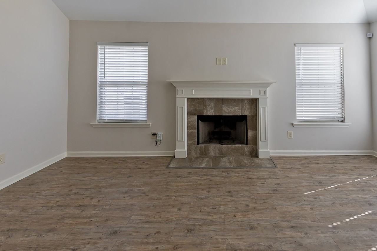 570 Old Mill Way - Photo 5 of 20