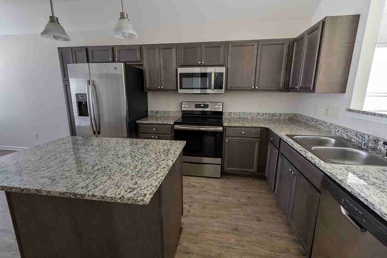 570 Old Mill Way - Photo 7 of 20
