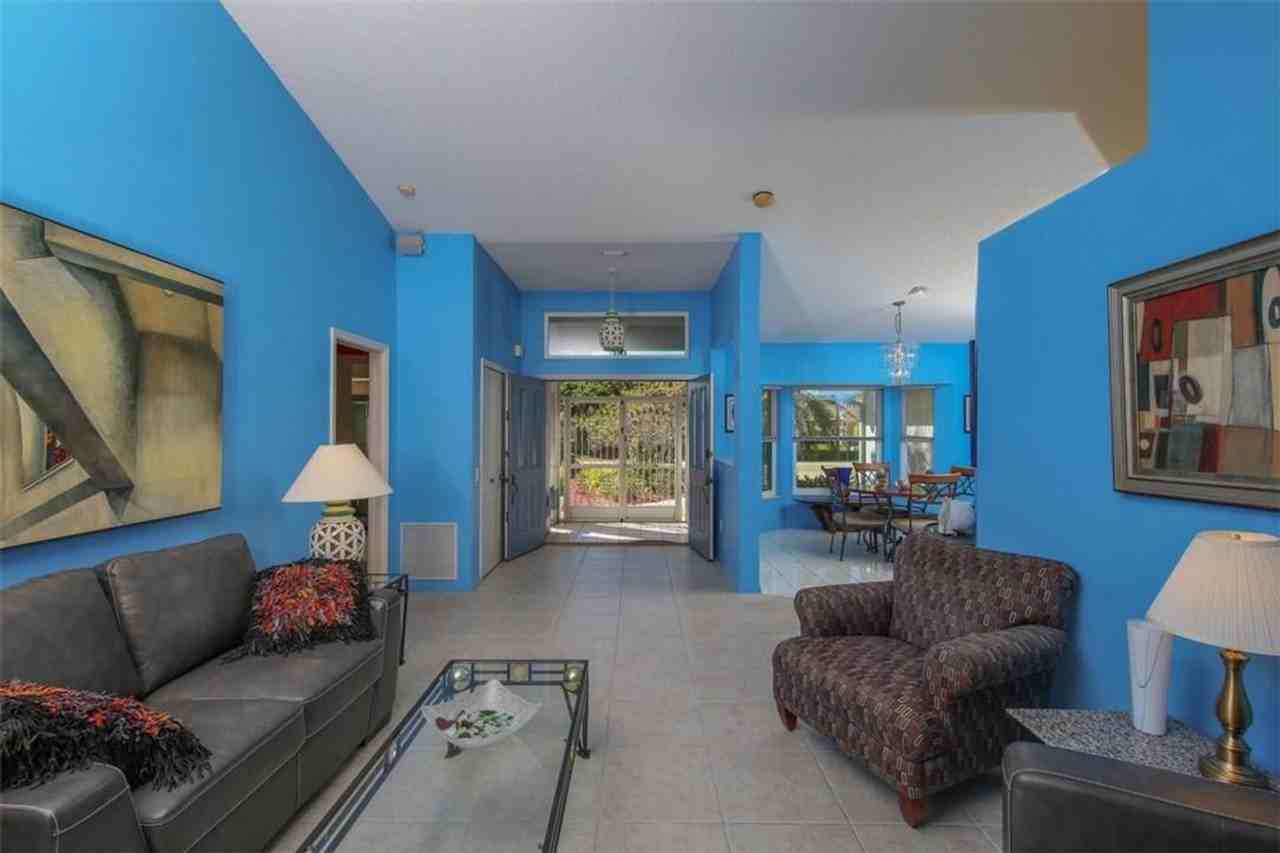 22 Mariner Ln - Photo 3 of 16
