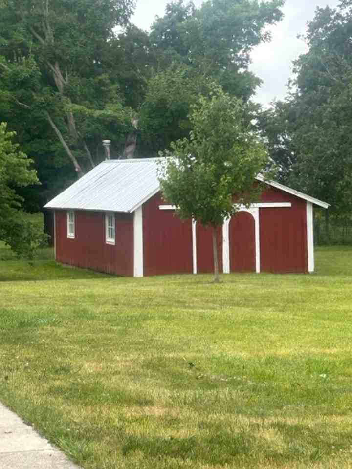 5355 E 700 S - Photo 2 of 12