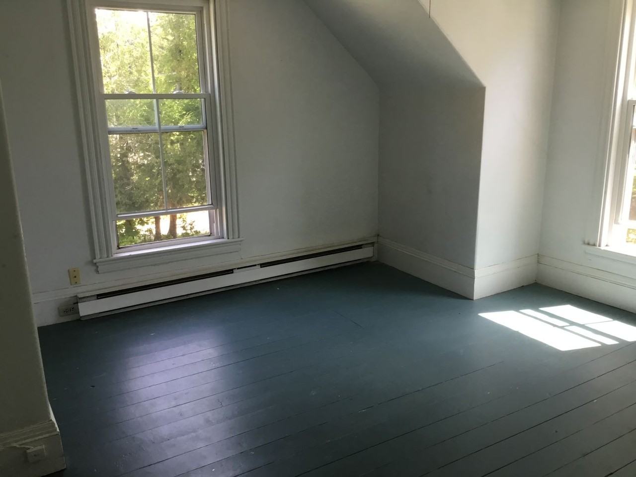 8 Tidewater Ln - Photo 2 of 28