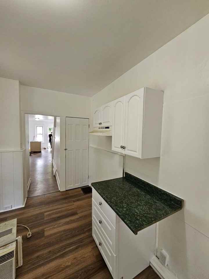 11 Hayes Ave - Photo 2 of 37