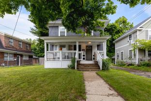 825 Bates St Se - Photo 1 of 1