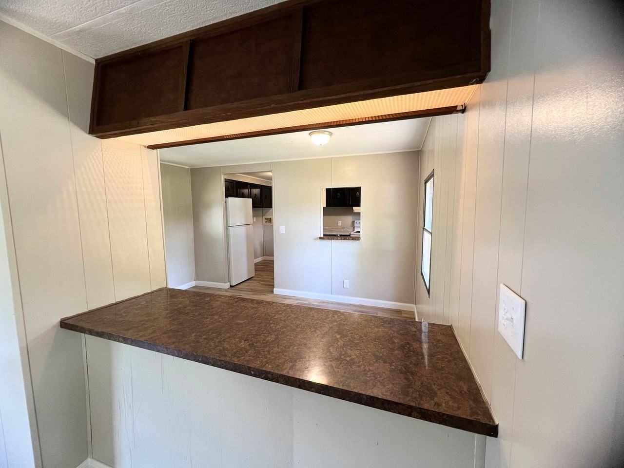 20891 Hampton Dr - Photo 5 of 13