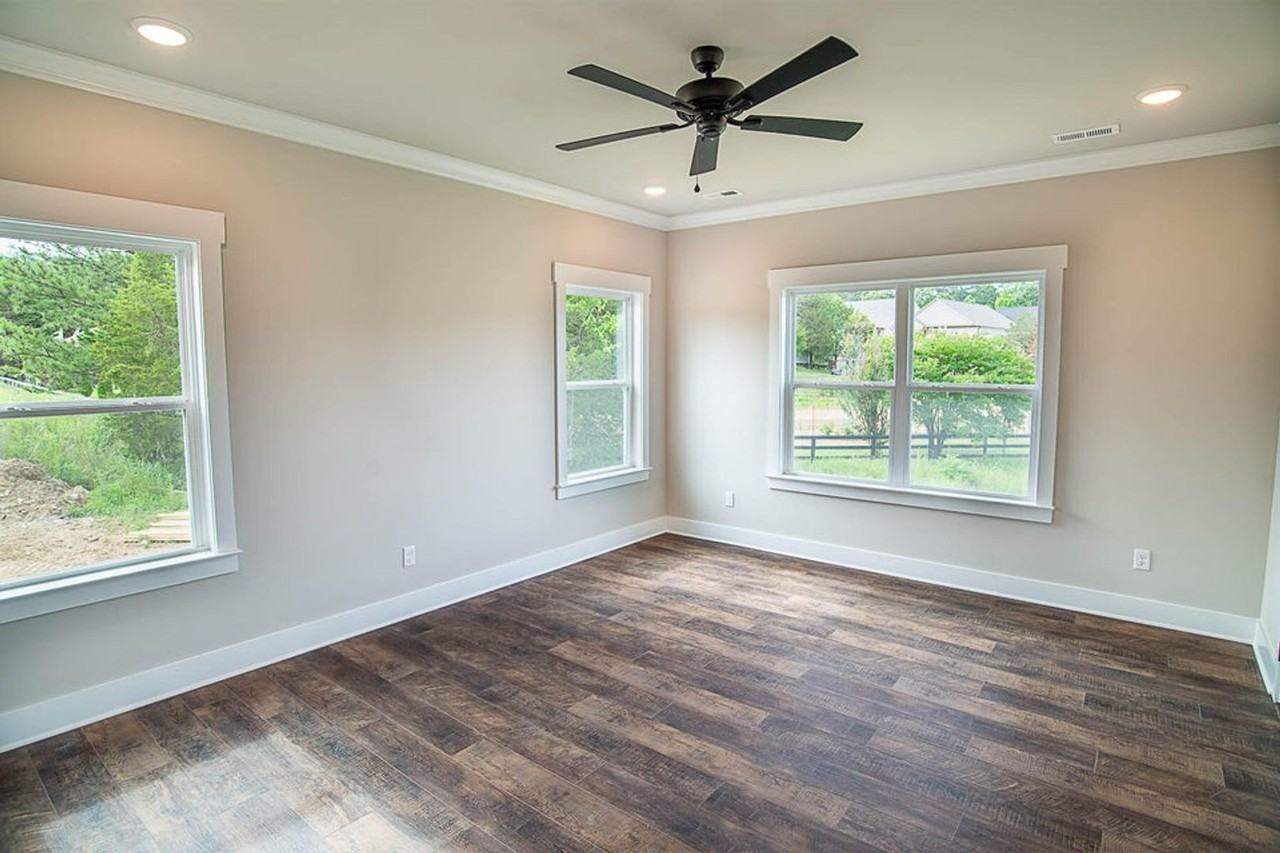 423 Willow Grove Ct - Photo 6 of 16