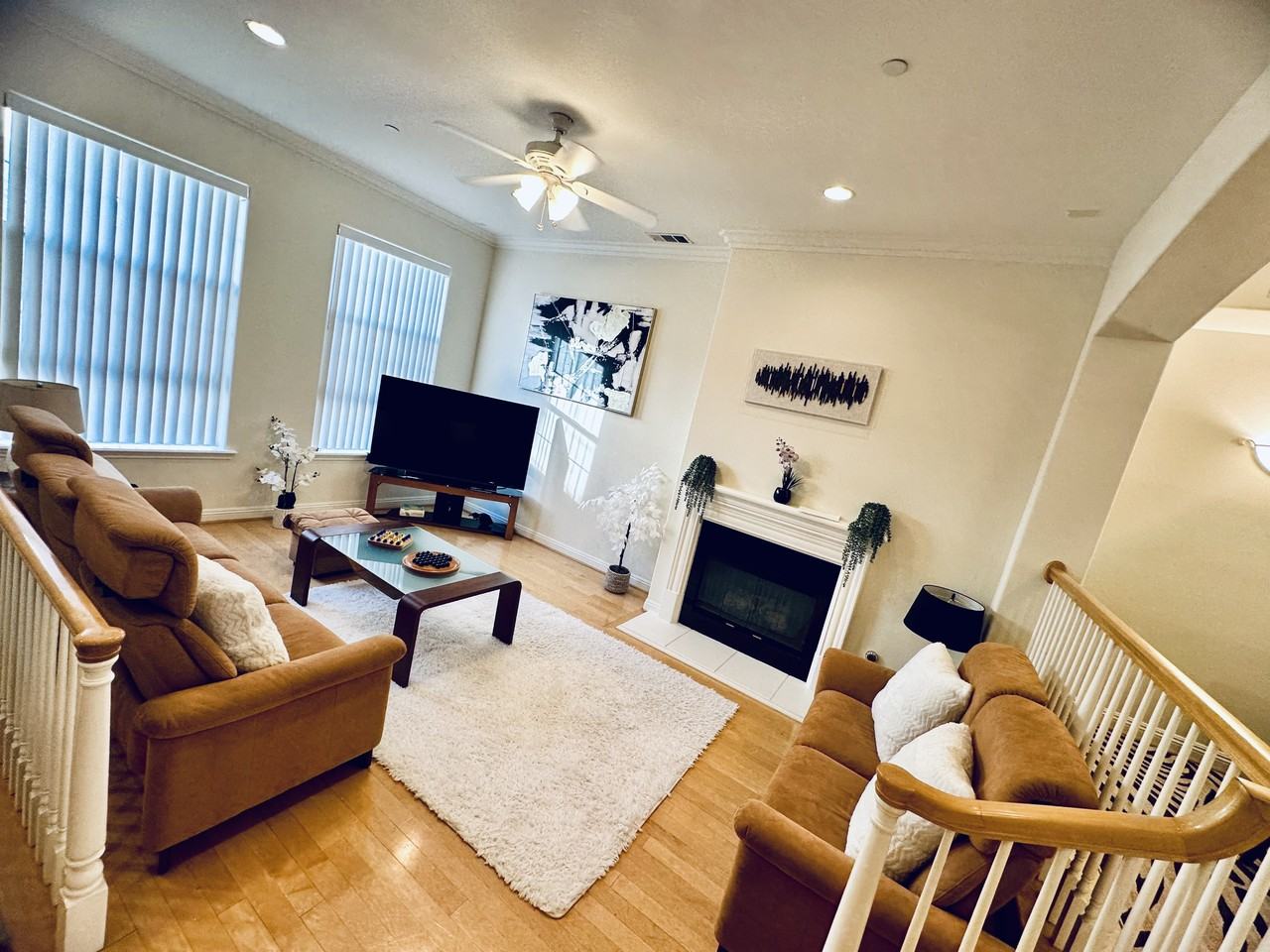 4118 W Kling St - Photo 2 of 50