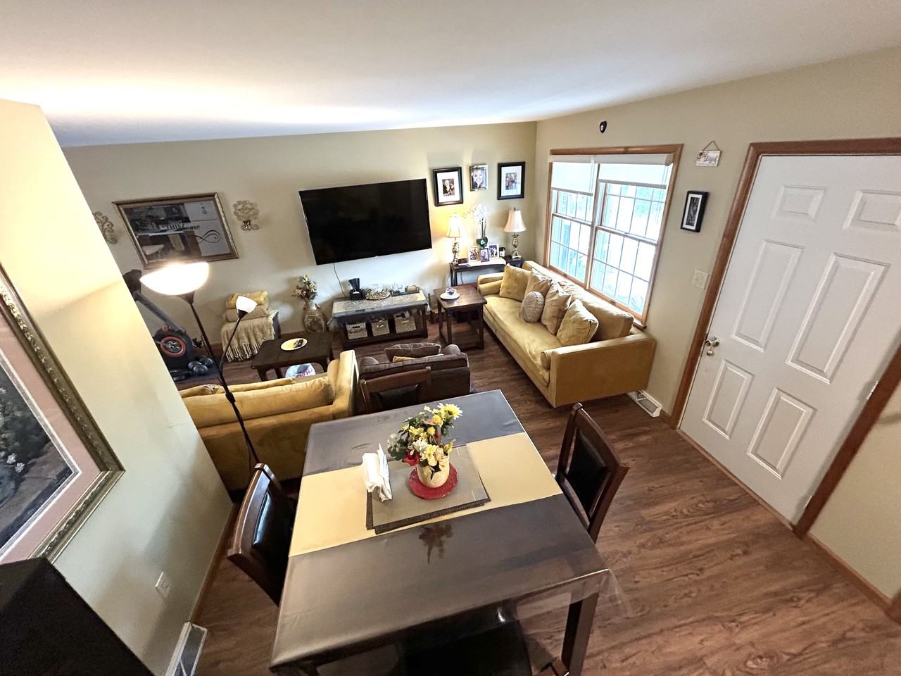 945 Lightstreet Rd - Photo 5 of 20