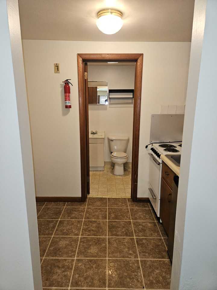109 Terrace Dr #D4 - Photo 5 of 6