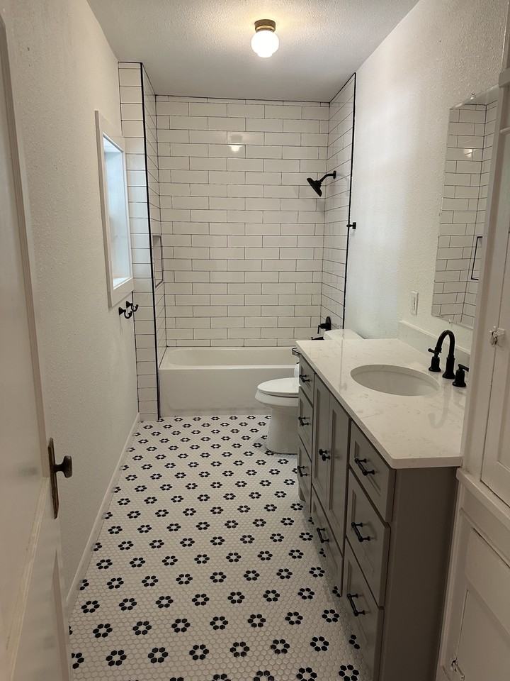 226 N West St #NA - Photo 2 of 8