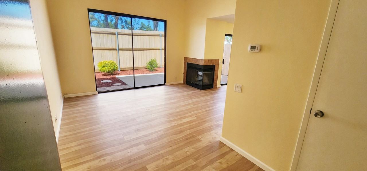 3676 Constellation Rd - Photo 3 of 25