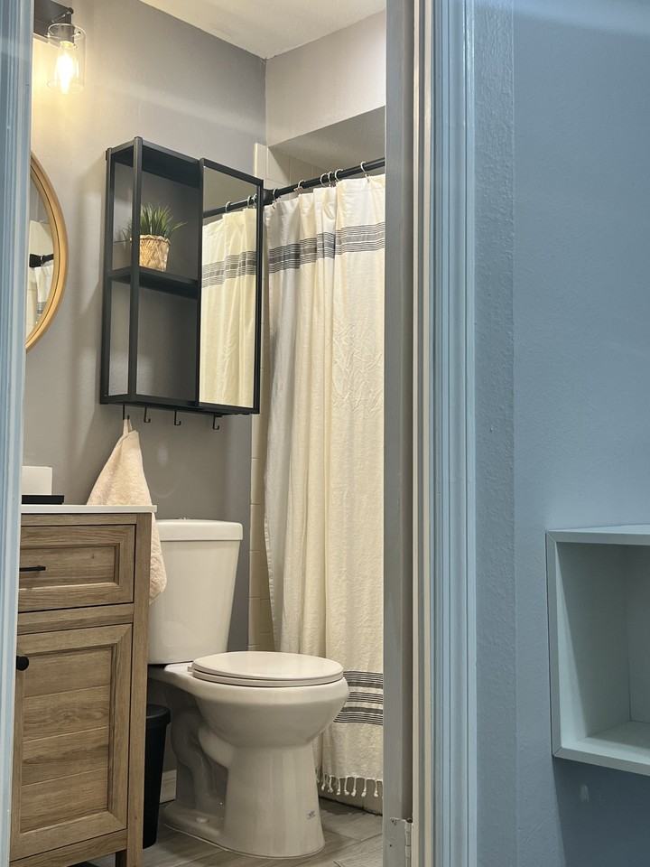 11336 Stratton Park Dr - Photo 3 of 13