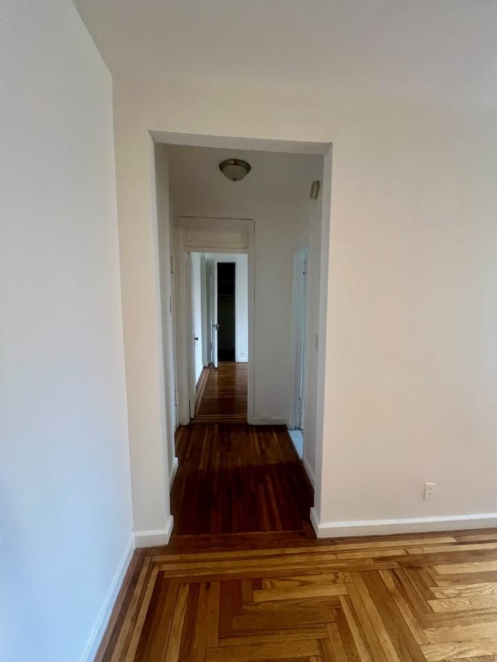 Hastings Halls - Photo 3 of 8