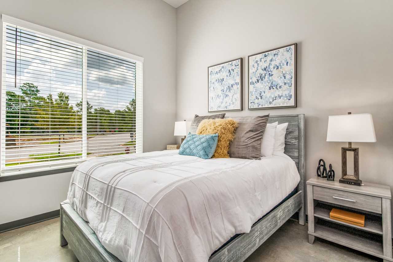 Evolve - Photo 3 of 24