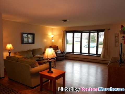 1420 6th Ave SE - Photo 3 of 12