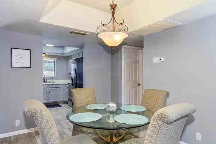 W Montego Ln - Photo 3 of 7