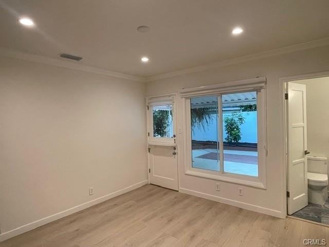 1439 El Miradero Ave - Photo 2 of 8