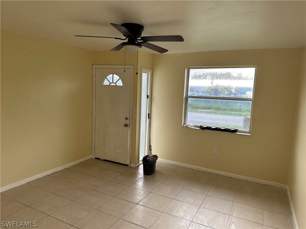 2948 Grand Ave - Photo 5 of 8