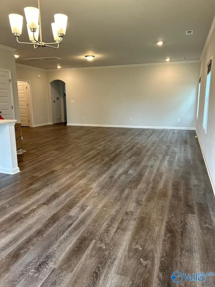 320 Temper Street - Photo 3 of 25