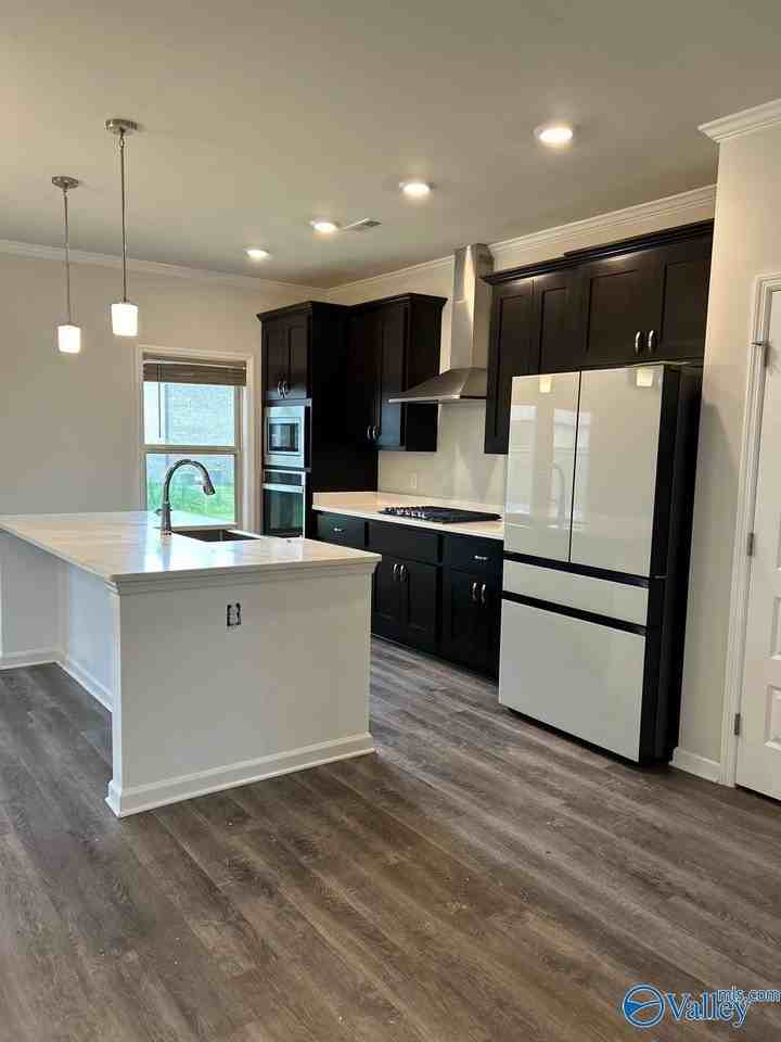 320 Temper Street - Photo 4 of 25