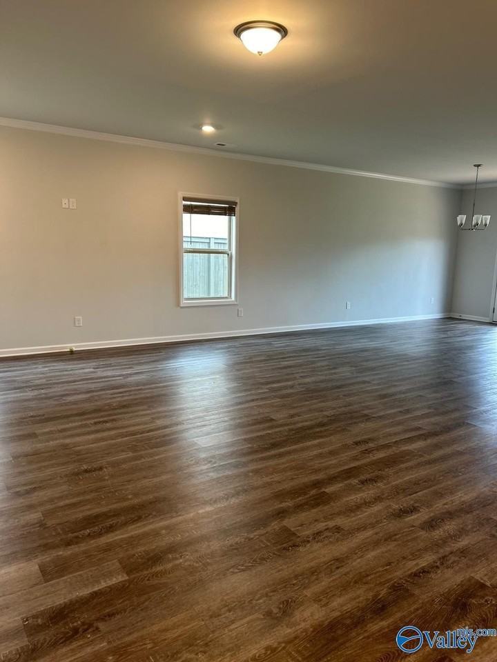 320 Temper Street - Photo 6 of 25