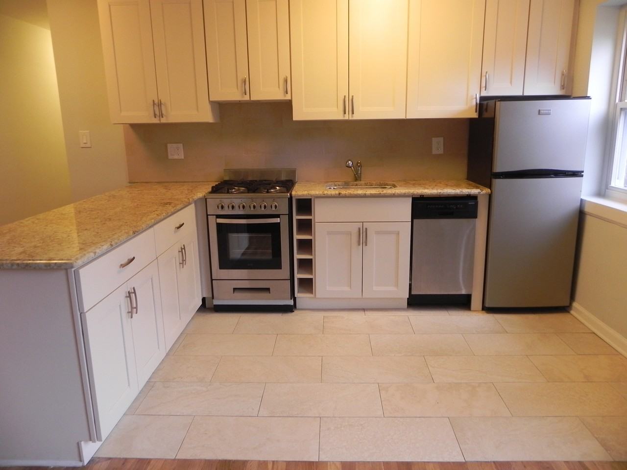 50 Knightsbridge Rd #1B - Photo 3 of 17