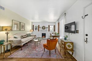 featured image of 2929 N Mountain Ave