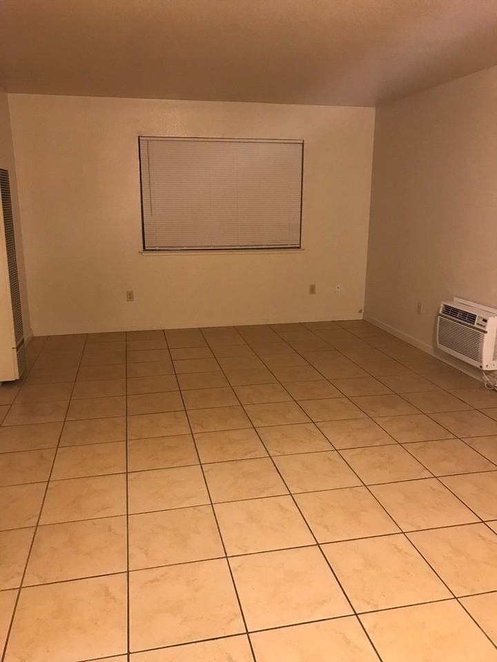 WIllo Heights Apartments - Photo 7 of 14