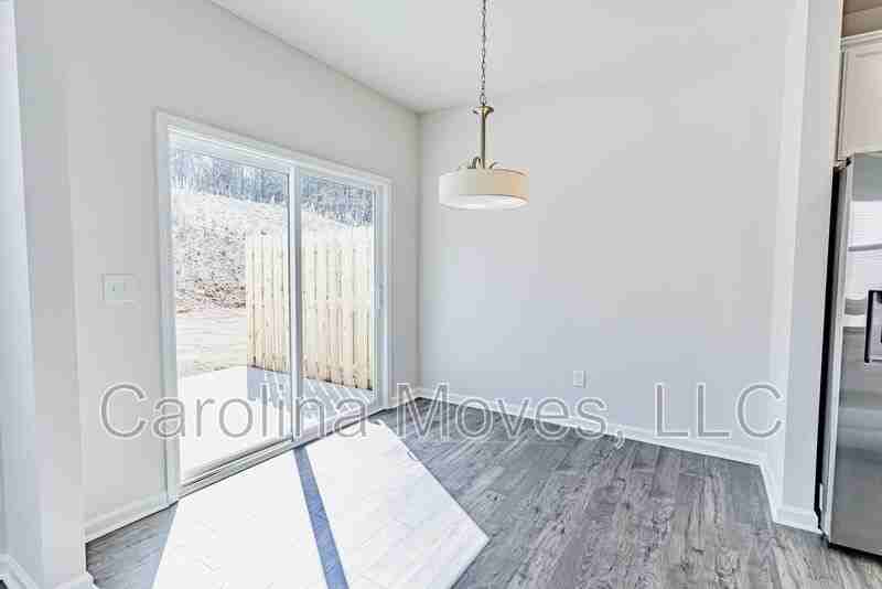221 Stone Fruit Ct - Photo 6 of 17