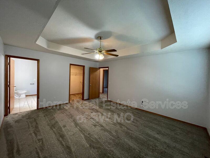 1345 State Highway Zz - Photo 6 of 11