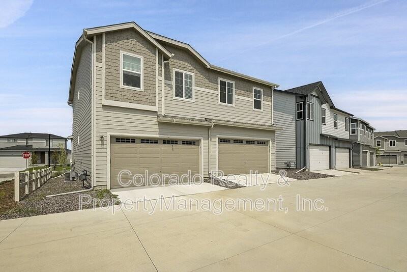 18128 Caffey Dr - Photo 2 of 40