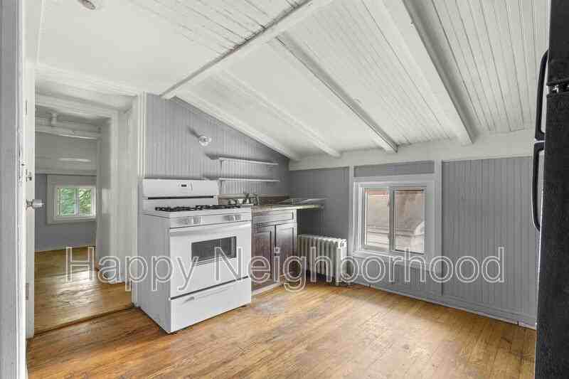 216 East Main Streetunit - Photo 2 of 16