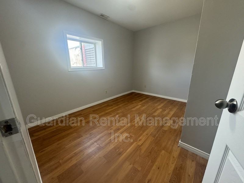 200 Simpson St #1 - Photo 7 of 7