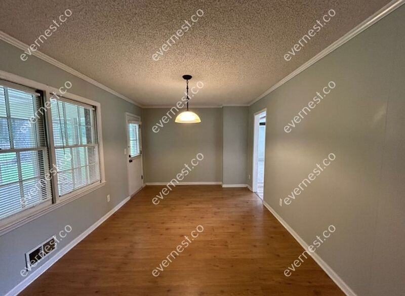 914 Hickory Ridge Rd Sw - Photo 2 of 37